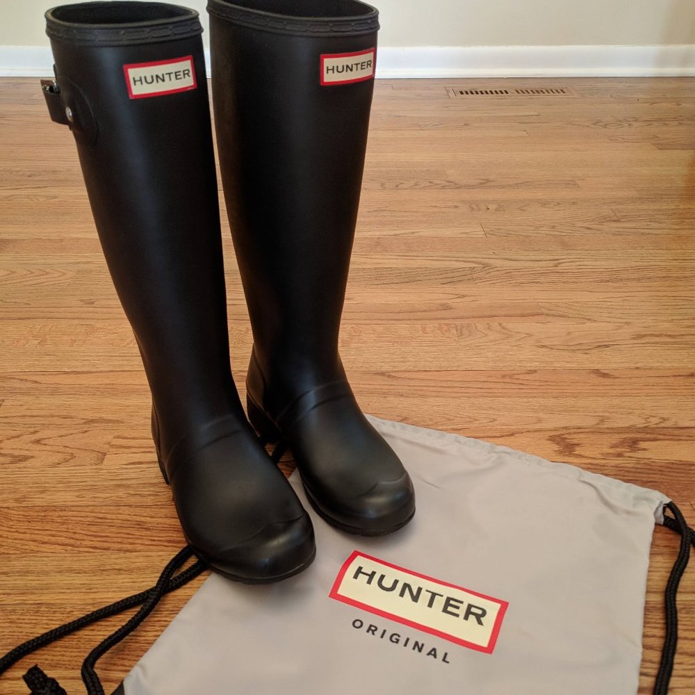 Hunter Tall Rainboot - Black Matte PLUS BAG!